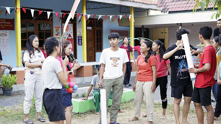 gallery kegiatan, Lomba Komparem Memperingati HUT RI Ke-79, Komisi Pemuda & Remaja, gereja kristen jawa, gkj, gkj baki, gereja kristen jawa baki, baki, sukoharjo, gkj klasis sukoharjo, klasis sukoharjo, klasis, sinode gkj, sinode 